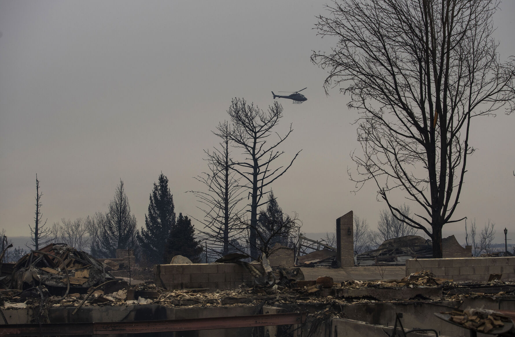 010122-news-fireaftermath 10.jpg